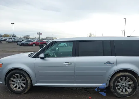 2010 Ford Flex Sel from USA, damaged, VIN 2FMHK6CC0ABD01420